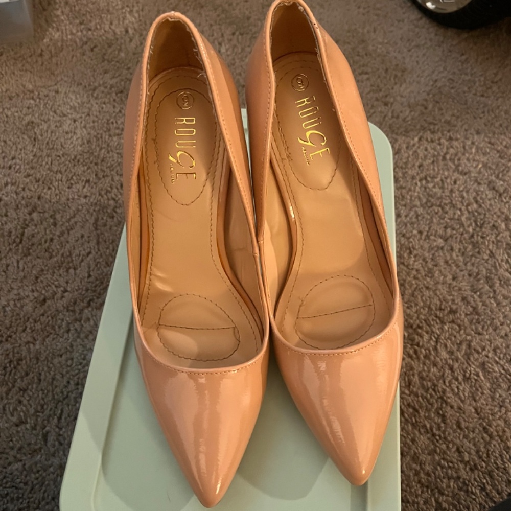 Heel Set - Picture 2 of 4